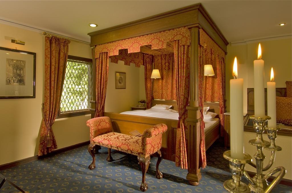 Burghotel Auf Schoenburg โอเบอร์เวเซิล ห้อง รูปภาพ