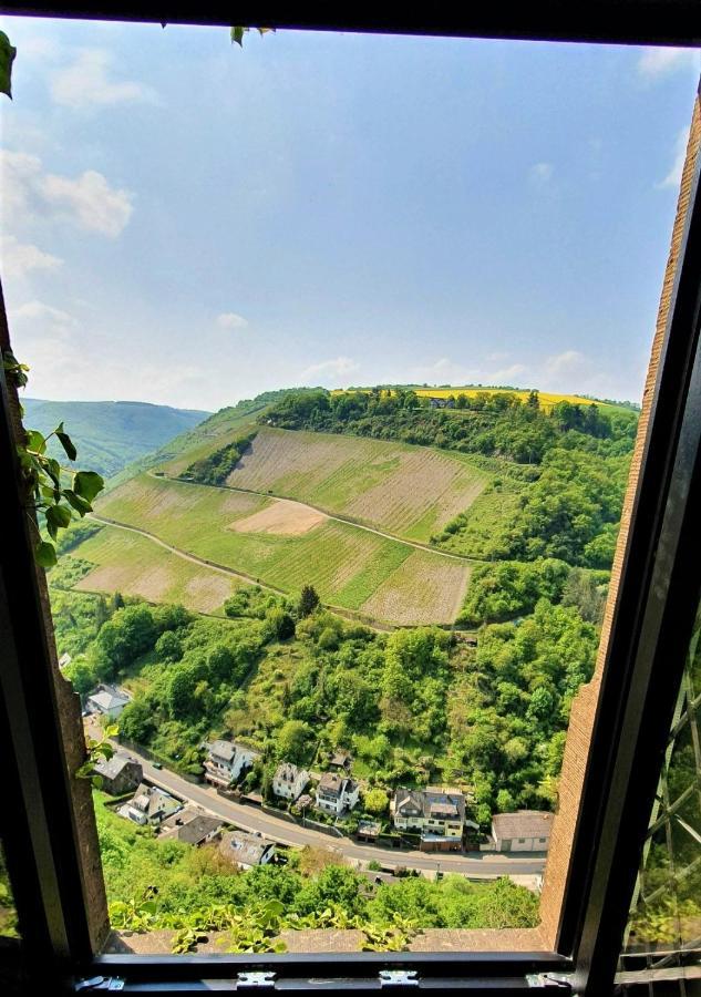 Burghotel Auf Schoenburg โอเบอร์เวเซิล ภายนอก รูปภาพ