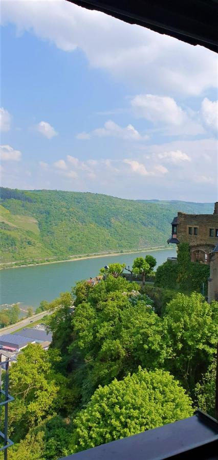 Burghotel Auf Schoenburg โอเบอร์เวเซิล ภายนอก รูปภาพ
