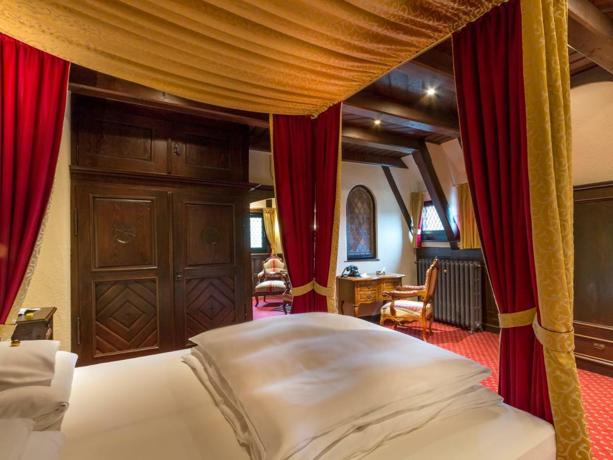 Burghotel Auf Schoenburg โอเบอร์เวเซิล ภายนอก รูปภาพ