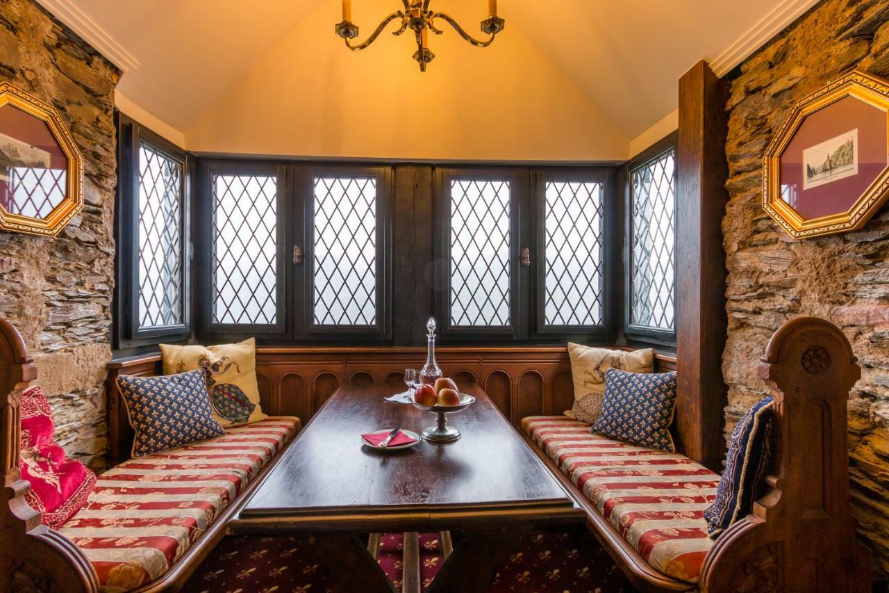 Burghotel Auf Schoenburg โอเบอร์เวเซิล ภายนอก รูปภาพ
